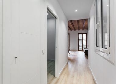Апартаменты в Барселоне (Каталония), купить недорого - 498 000 [65976] 3