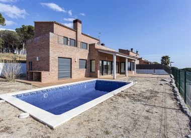 Дом в Барселоне (Каталония), купить недорого - 795 000 [66539] 3