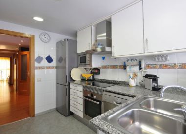 Апартаменты в Барселоне (Каталония), купить недорого - 450 000 [66833] 9