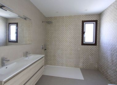 Вилла в Кальпе (Коста Бланка), купить недорого - 625 000 [67331] 9
