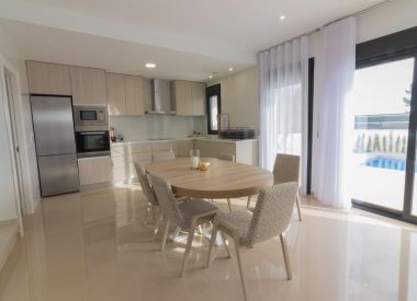 Вилла в Сан Мигель де Салинас (Коста Бланка), купить недорого - 259 900 [69366] 7