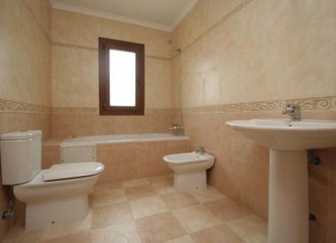 Вилла в Бениссе (Коста Бланка), купить недорого - 360 000 [69348] 10