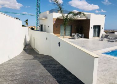 Вилла в Сан Мигель де Салинас (Коста Бланка), купить недорого - 334 000 [69654] 2