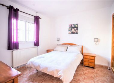 Вилла в Кальпе (Коста Бланка), купить недорого - 350 000 [70345] 7