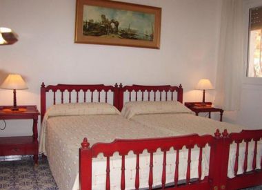 Вилла в Кальпе (Коста Бланка), купить недорого - 1 050 000 [70196] 9