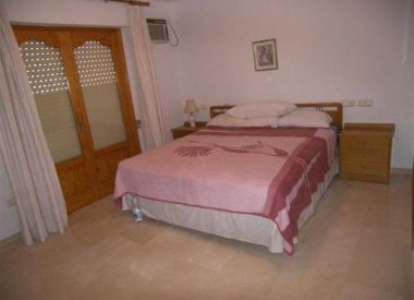 Вилла в Кальпе (Коста Бланка), купить недорого - 1 000 000 [70195] 8