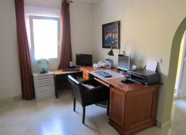 Вилла в Кальпе (Коста Бланка), купить недорого - 1 400 000 [70188] 10