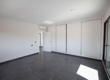 Вилла в Кальпе (Коста Бланка), купить недорого - 568 000 [70841] 9