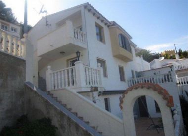 Вилла в Кальпе (Коста Бланка), купить недорого - 255 000 [70844] 1