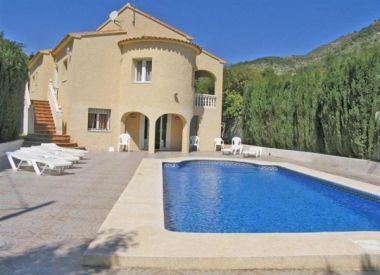 Вилла в Кальпе (Коста Бланка), купить недорого - 450 000 [70908] 2
