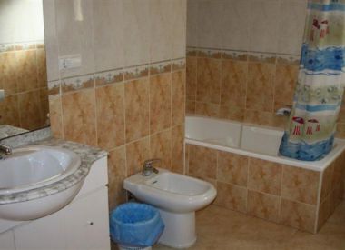 Вилла в Кальпе (Коста Бланка), купить недорого - 450 000 [70908] 9