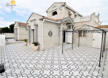 Вилла в Торревьехе (Коста Бланка), купить недорого - 134 900 [71789] 2