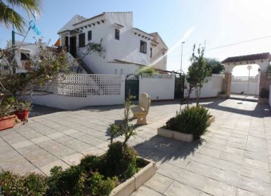 Таунхаус в Торревьехе (Коста Бланка), купить недорого - 128 000 [71760] 1