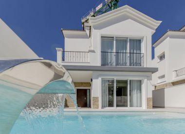 Вилла в Торревьехе (Коста Бланка), купить недорого - 410 000 [71743] 1