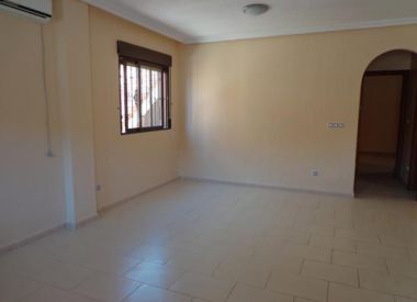 Вилла в Торревьехе (Коста Бланка), купить недорого - 118 000 [71605] 3