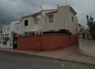 Таунхаус в Торревьехе (Коста Бланка), купить недорого - 87 544 [72231] 1