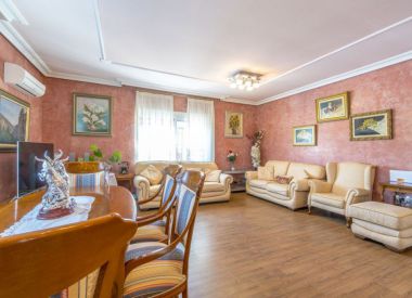 Вилла в Торревьехе (Коста Бланка), купить недорого - 445 000 [72211] 5