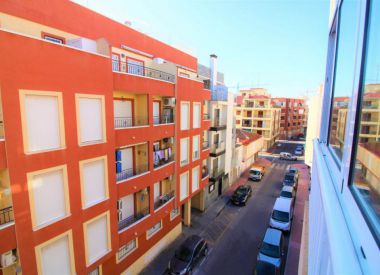 Апартаменты в Торревьехе (Коста Бланка), купить недорого - 66 900 [72128] 1
