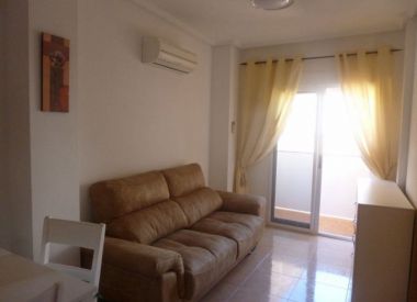 Апартаменты в Торревьехе (Коста Бланка), купить недорого - 64 000 [72028] 3
