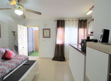 Апартаменты в Торревьехе (Коста Бланка), купить недорого - 74 900 [72702] 10