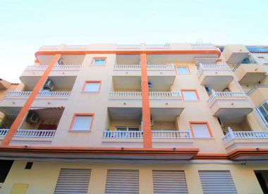 Апартаменты в Торревьехе (Коста Бланка), купить недорого - 97 900 [72691] 2