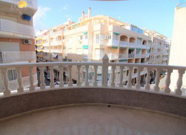 Апартаменты в Торревьехе (Коста Бланка), купить недорого - 129 900 [72684] 9