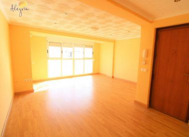 Апартаменты в Торревьехе (Коста Бланка), купить недорого - 118 900 [72654] 2