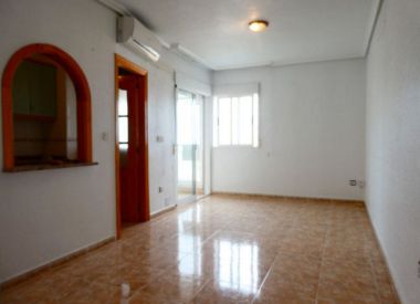 Апартаменты в Торревьехе (Коста Бланка), купить недорого - 75 900 [72644] 2