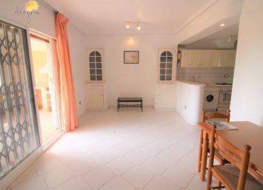 Апартаменты в Торревьехе (Коста Бланка), купить недорого - 84 900 [72629] 5