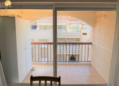 Апартаменты в Торревьехе (Коста Бланка), купить недорого - 68 900 [72615] 2