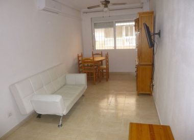 Апартаменты в Торревьехе (Коста Бланка), купить недорого - 65 000 [72602] 9