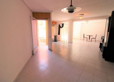 Апартаменты в Торревьехе (Коста Бланка), купить недорого - 104 900 [72386] 2