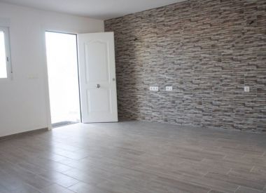 Таунхаус в Торревьехе (Коста Бланка), купить недорого - 138 000 [72336] 9